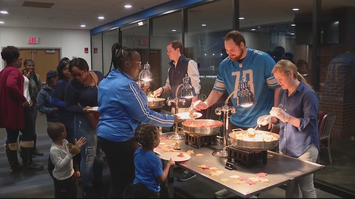 Detroit Lions and Pure Heart Foundation serve Thanksgiving dinner to children of incarcerated parents